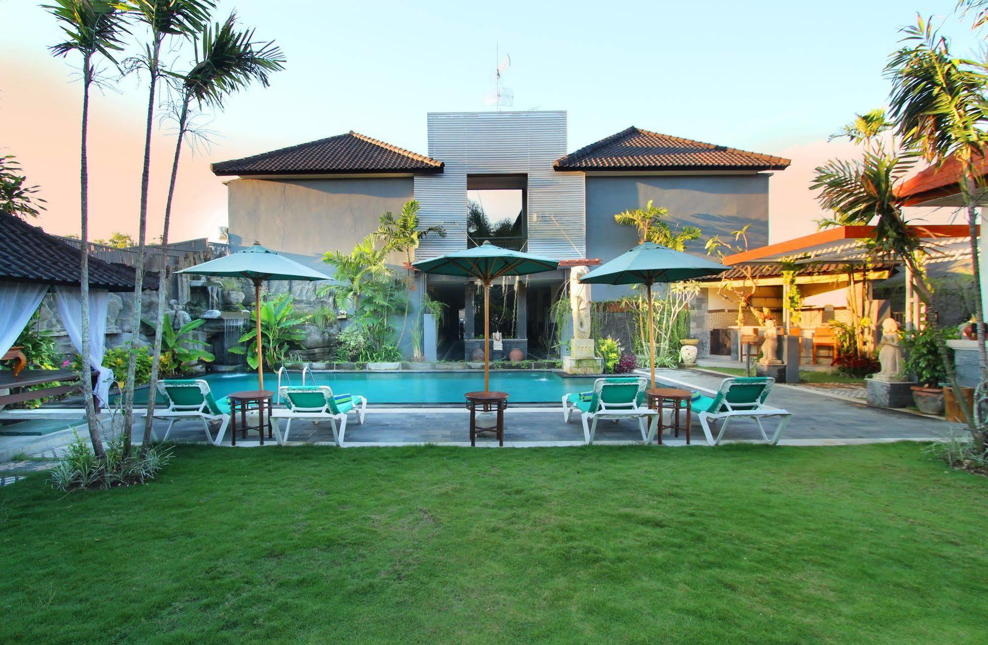 Jimbaran Lestari Hotel & Residence - Spa Buitenkant foto