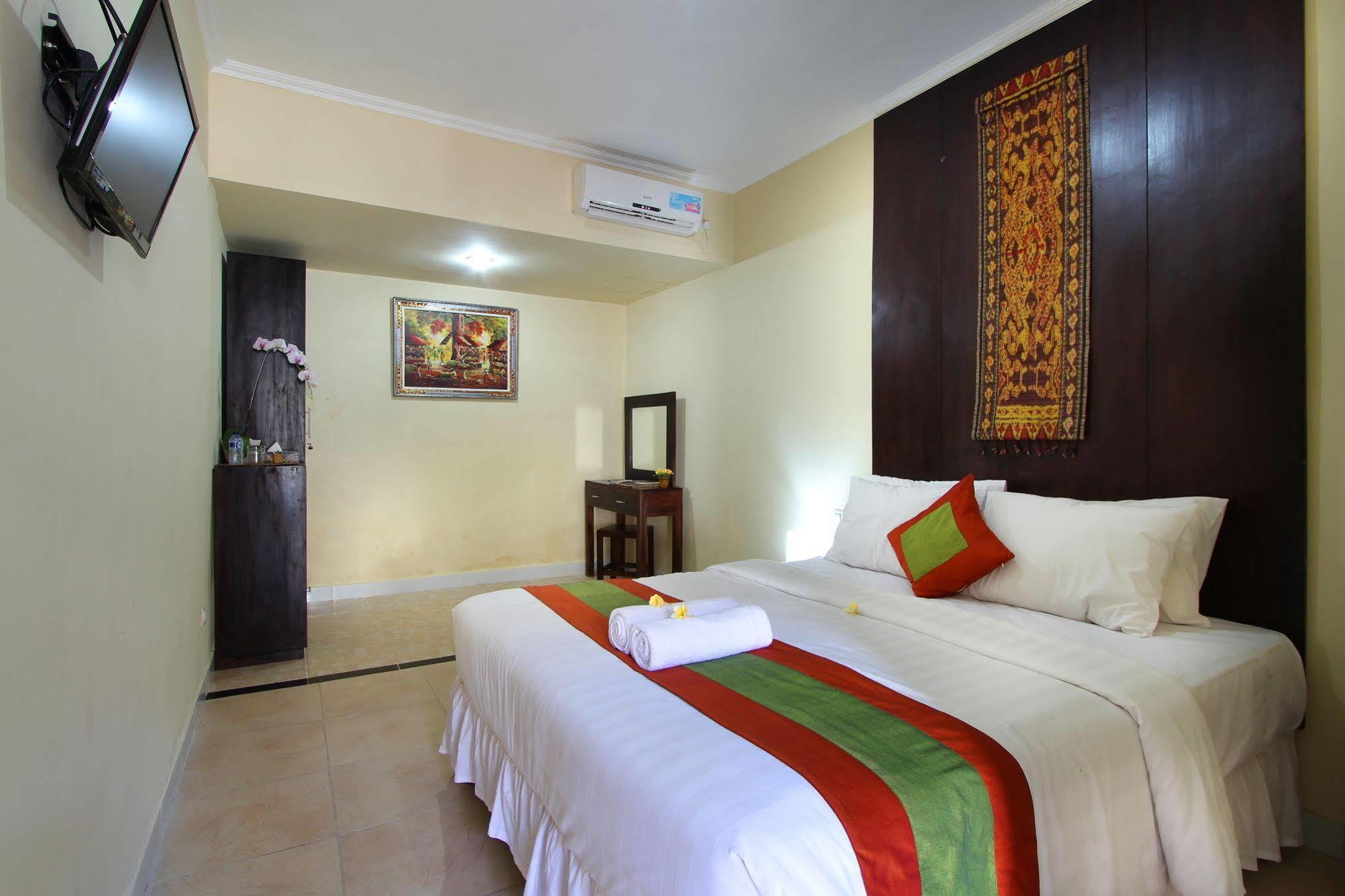 Jimbaran Lestari Hotel & Residence - Spa Buitenkant foto