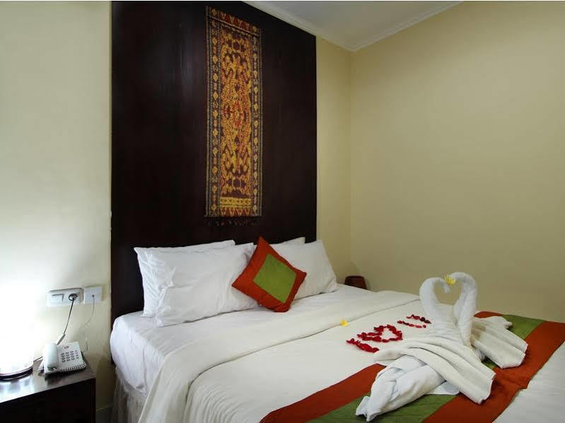 Jimbaran Lestari Hotel & Residence - Spa Buitenkant foto
