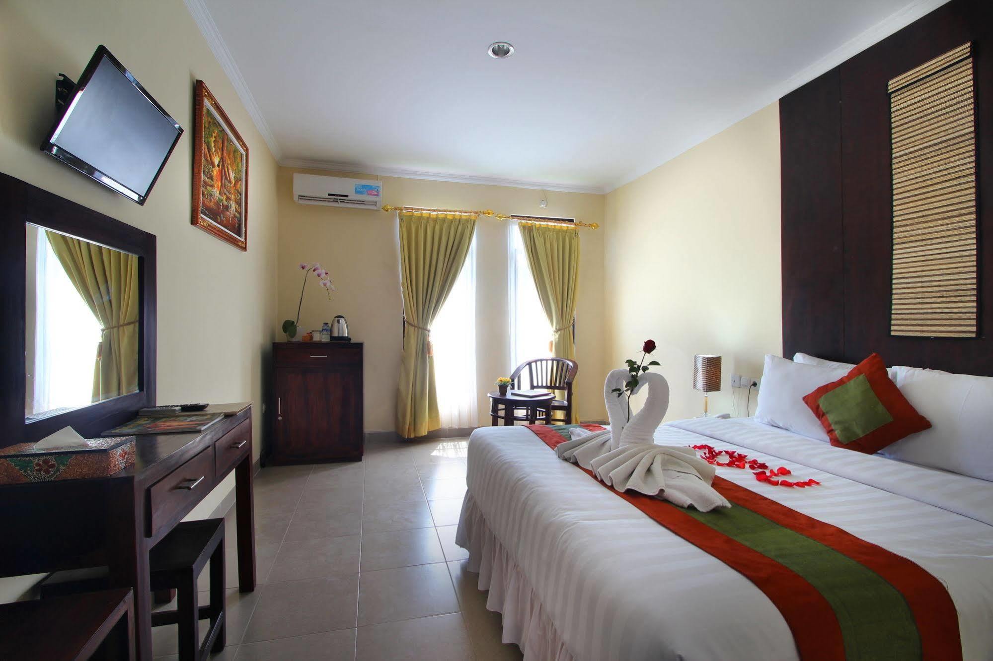 Jimbaran Lestari Hotel & Residence - Spa Buitenkant foto