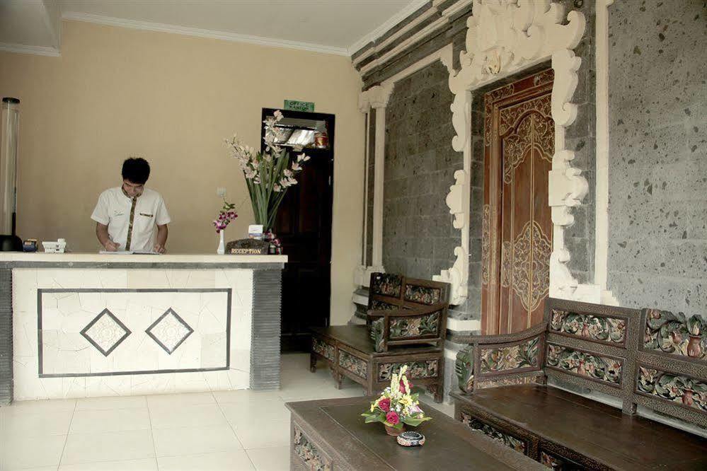 Jimbaran Lestari Hotel & Residence - Spa Buitenkant foto