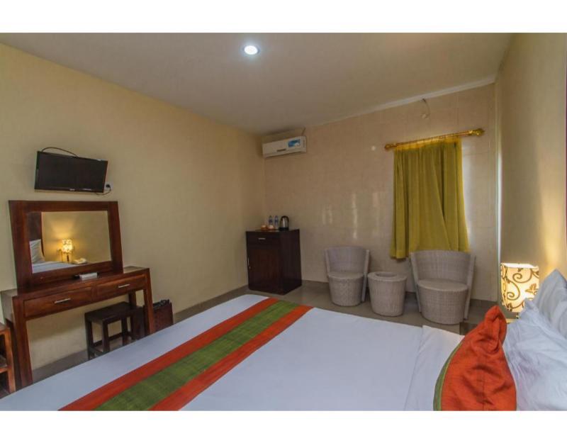 Jimbaran Lestari Hotel & Residence - Spa Buitenkant foto